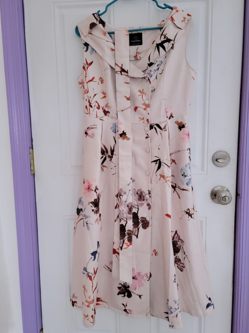 Floral Fit-and-Flare Midi Dress in Blush And cream - Picture 2 of 4